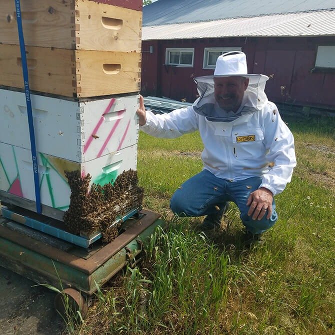 White Ventilated Beekeeping Protective Gear Jacket White Ventilated Beekeeping Protective Gear Jacket