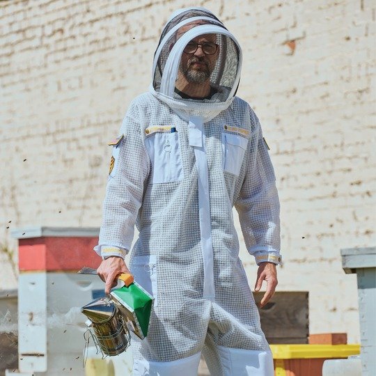 Sting Stopper White Ventilated Professional Beekeeping Suit (11) Sting Stopper White Ventilated Professional Beekeeping Suit